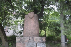 Bartoszyce-Gustebalda-sredniowieczna-kamienna-baba