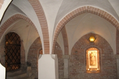 IMG_0135 Trzebnica romanska krypta sw.Bartomieja 1202 r